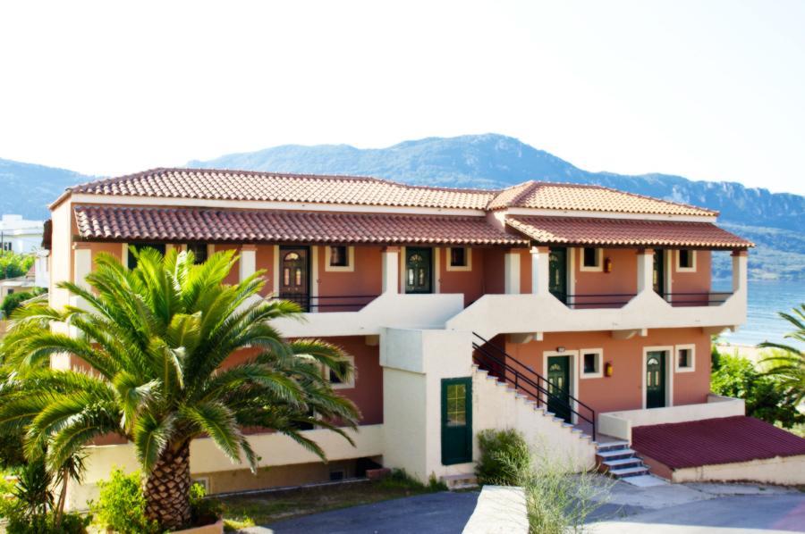 Dixtia Apartments Agios Georgios Pagon Buitenkant foto