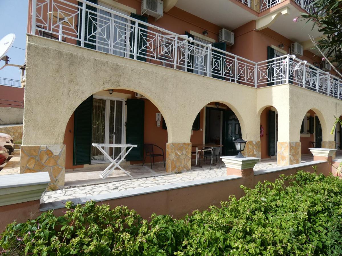 Dixtia Apartments Agios Georgios Pagon Buitenkant foto